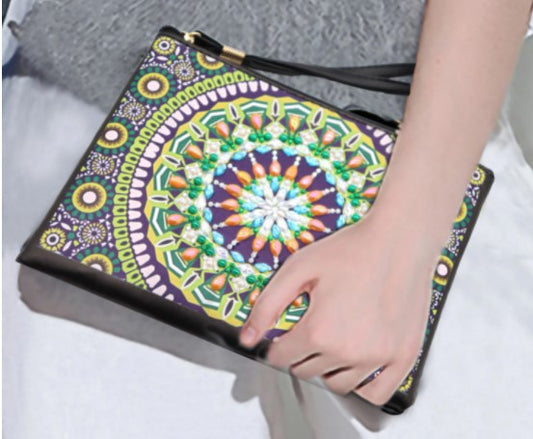 Marketing Campaign on DIY Diamond and Drill Painting - Product Introduction (Wristlet / Clutch Bag)